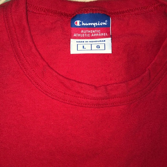 Champion shirt - Picture 1 of 4